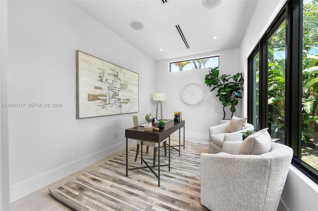 For Sale: $3,990,000 (5 beds, 5 baths, 4325 Square Feet)