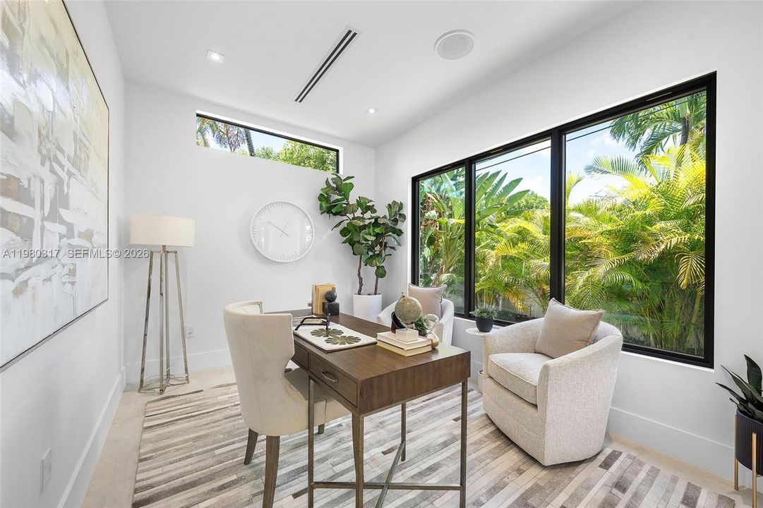For Sale: $3,990,000 (5 beds, 5 baths, 4325 Square Feet)