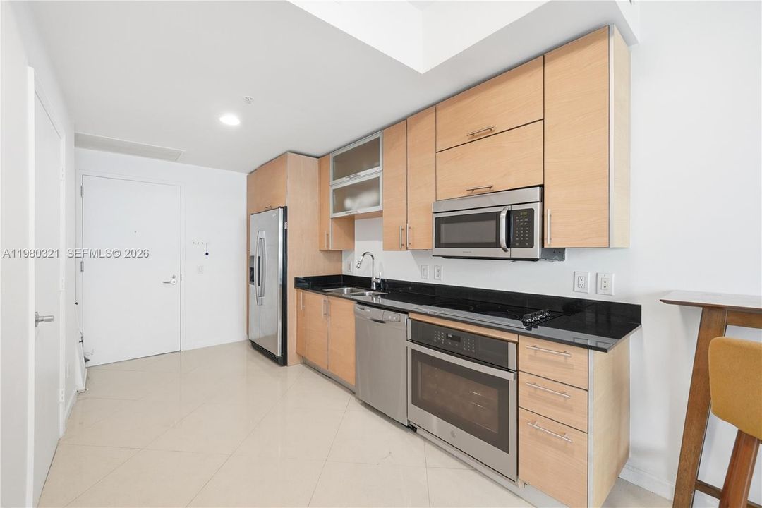 En Venta: $430,000 (1 camas, 1 baños, 721 Pies cuadrados)