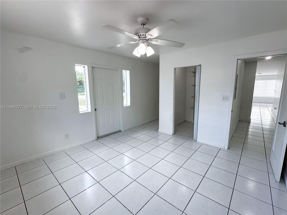 For Sale: $637,000 (3 beds, 2 baths, 1424 Square Feet)