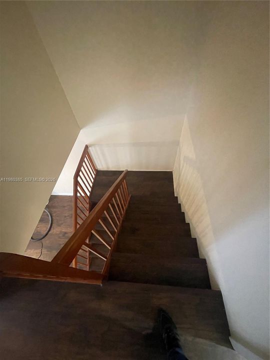 合同活跃: $2,090 (2 贝兹, 2 浴室, 1236 平方英尺)