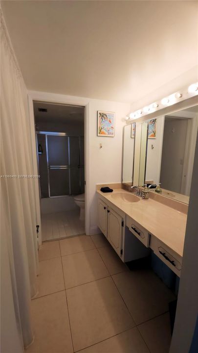 En Venta: $479,000 (1 camas, 1 baños, 1064 Pies cuadrados)