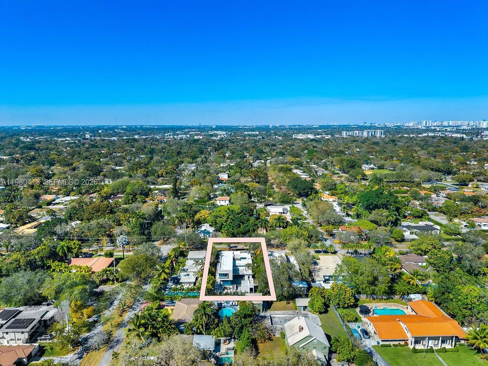En Venta: $5,850,000 (6 camas, 7 baños, 4500 Pies cuadrados)