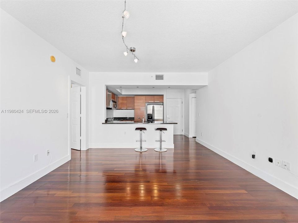 En Venta: $535,000 (2 camas, 2 baños, 1048 Pies cuadrados)