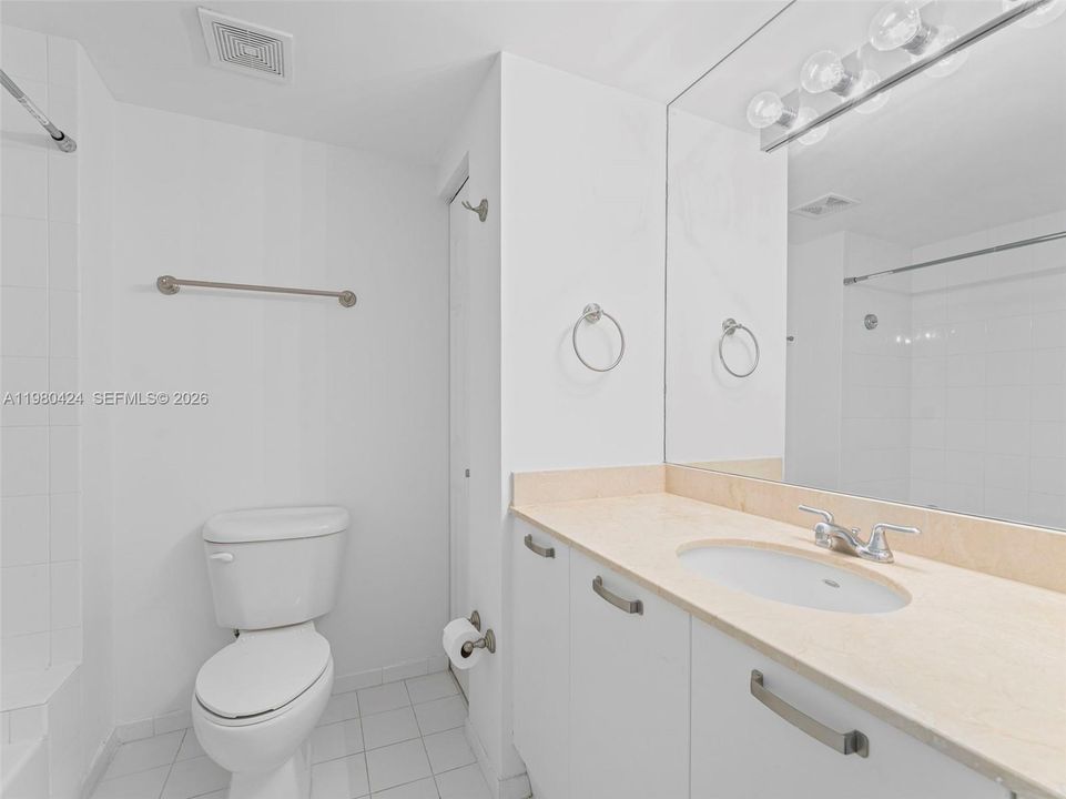 En Venta: $535,000 (2 camas, 2 baños, 1048 Pies cuadrados)