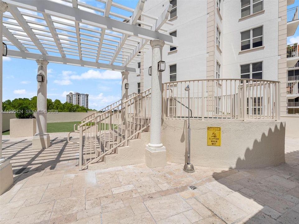 En Venta: $535,000 (2 camas, 2 baños, 1048 Pies cuadrados)