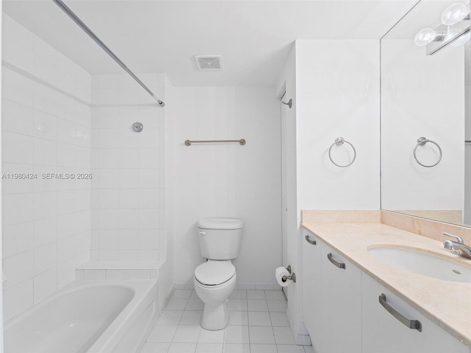 En Venta: $535,000 (2 camas, 2 baños, 1048 Pies cuadrados)
