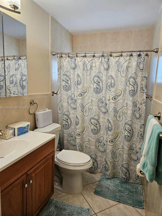 合同活跃: $365,999 (2 贝兹, 2 浴室, 1338 平方英尺)