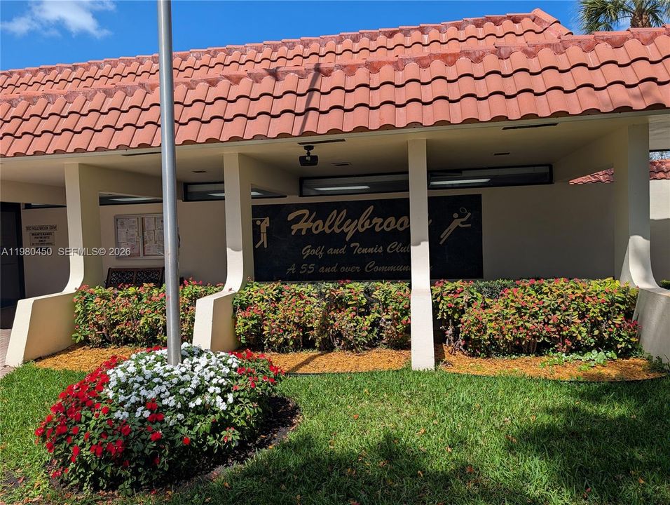 Недавно продано: $179,000 (3 спален, 2 ванн, 2340 Квадратных фут)