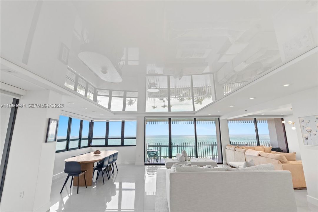 For Sale: $3,700,000 (3 beds, 2 baths, 2600 Square Feet)