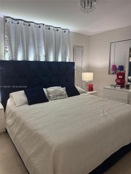 En Venta: $529,000 (3 camas, 2 baños, 1128 Pies cuadrados)
