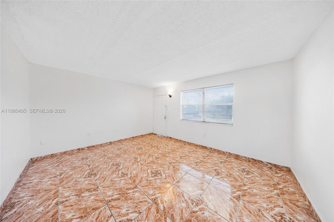 En Venta: $130,000 (1 camas, 1 baños, 620 Pies cuadrados)