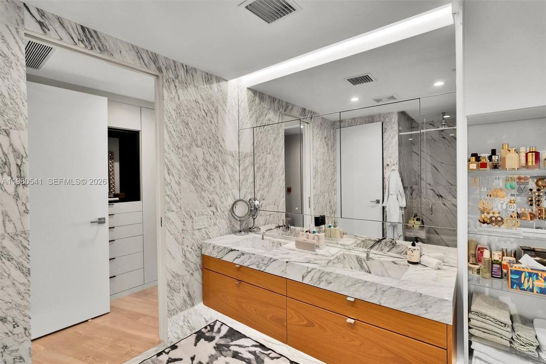 En Venta: $2,700,000 (2 camas, 2 baños, 1453 Pies cuadrados)