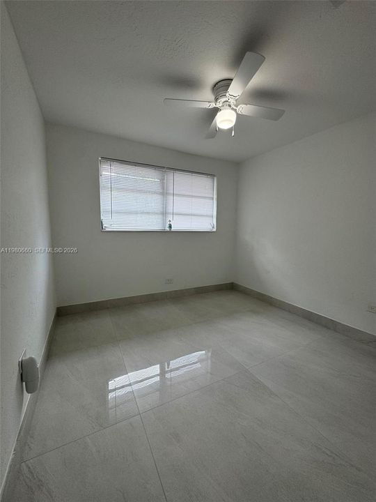 На продажу: $699,900 (4 спален, 2 ванн, 1314 Квадратных фут)