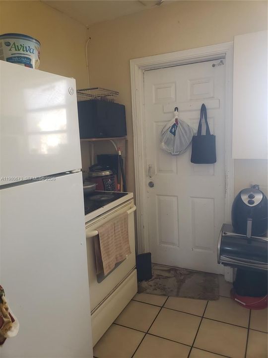 Active With Contract: $1,100,000 (0 beds, 0 baths, 3250 Square Feet)