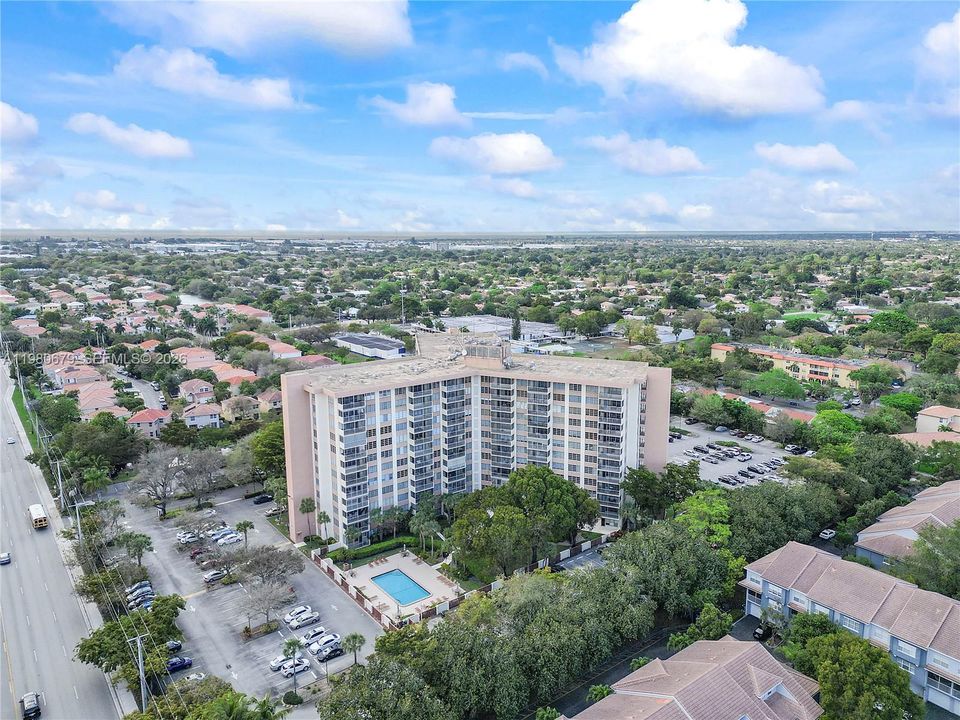 For Sale: $174,999 (2 beds, 2 baths, 1250 Square Feet)