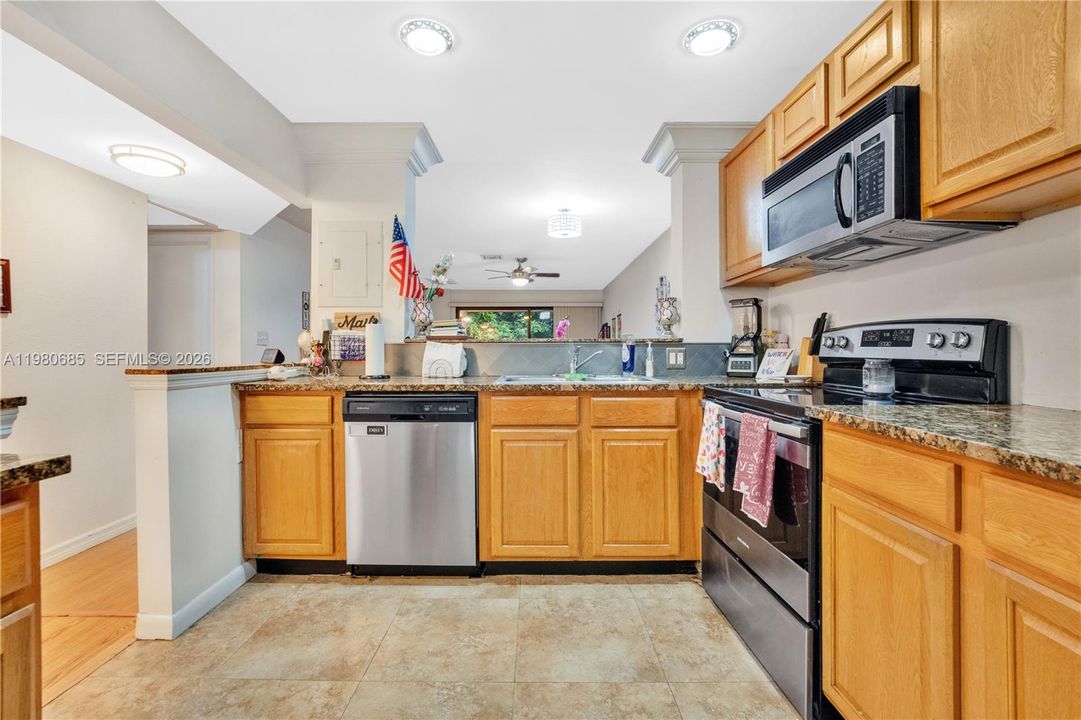 En Venta: $184,990 (2 camas, 2 baños, 1000 Pies cuadrados)