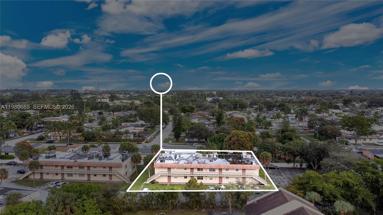 En Venta: $184,990 (2 camas, 2 baños, 1000 Pies cuadrados)