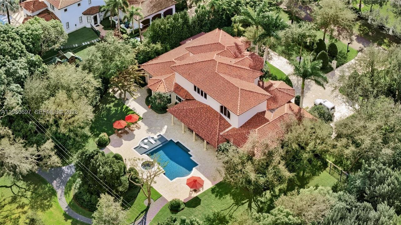 En Venta: $14,950,000 (6 camas, 5 baños, 6398 Pies cuadrados)