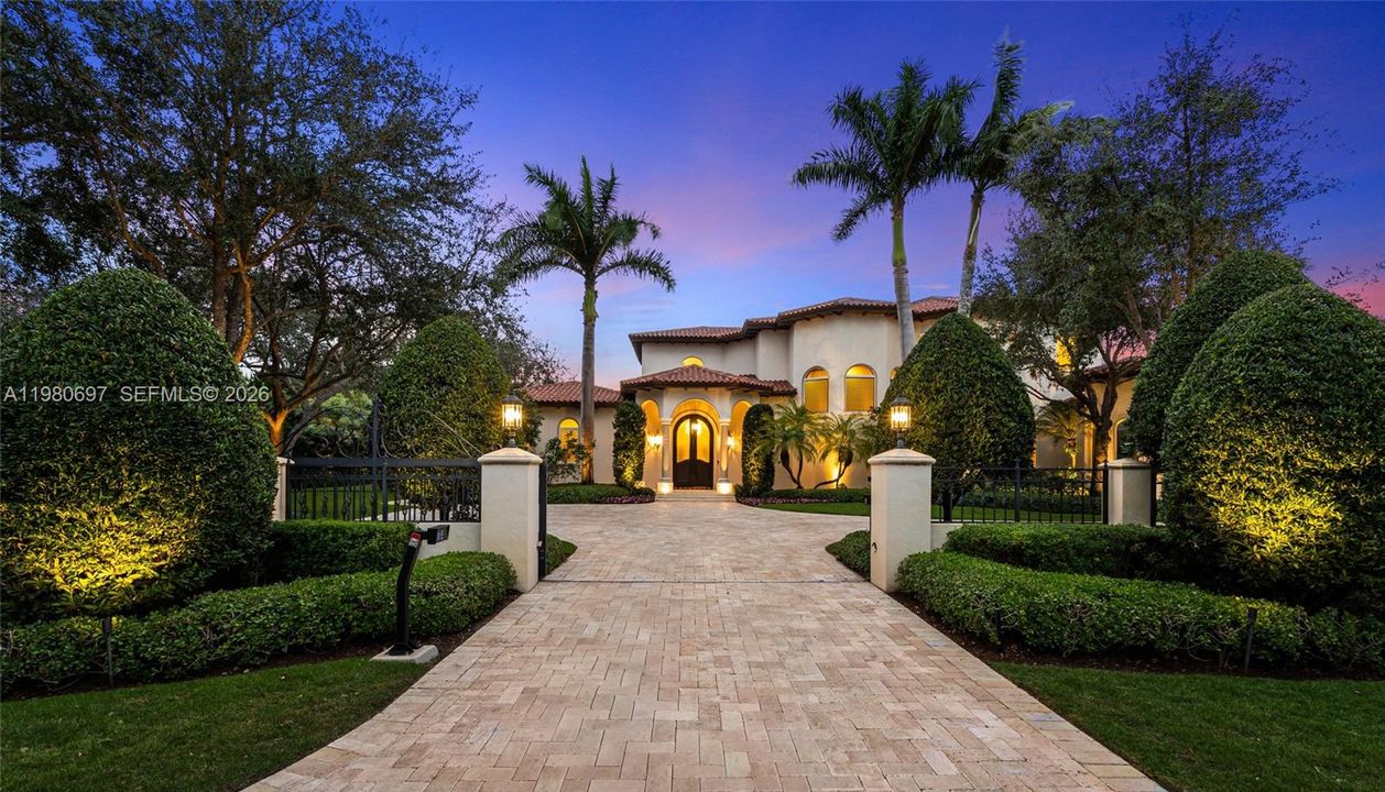 En Venta: $14,950,000 (6 camas, 5 baños, 6398 Pies cuadrados)