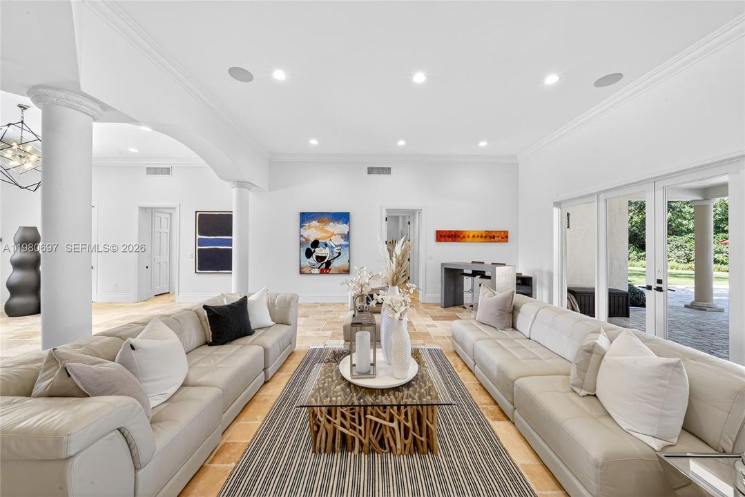 En Venta: $14,950,000 (6 camas, 5 baños, 6398 Pies cuadrados)