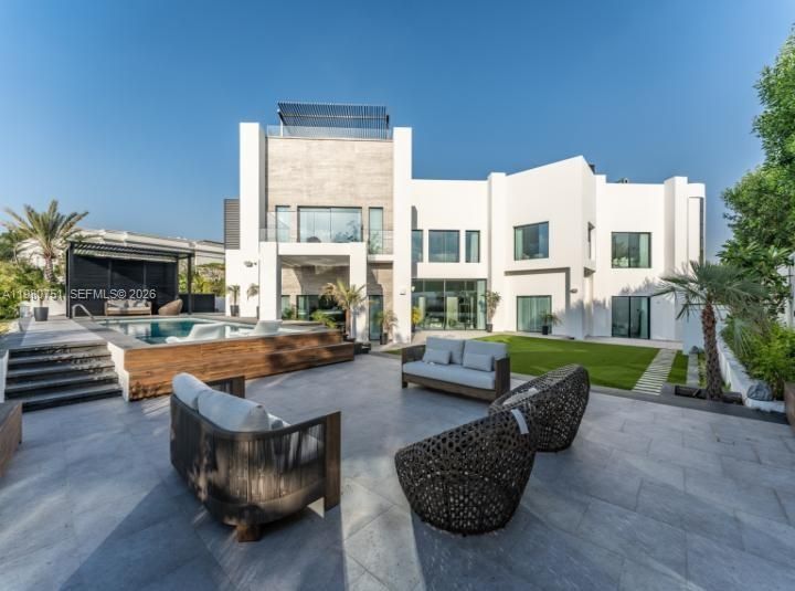 For Sale: $54,400,000 (6 beds, 6 baths, 0 Square Feet)