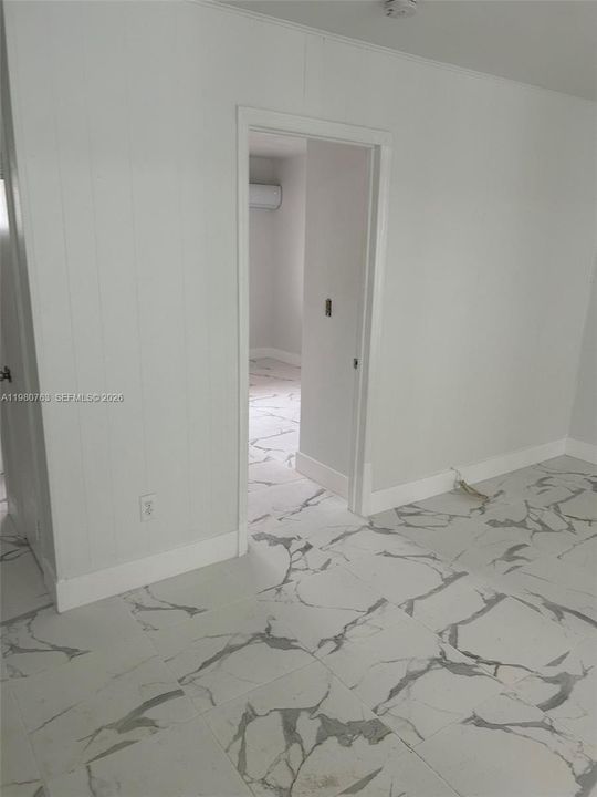 Activo con contrato: $1,750 (1 camas, 1 baños, 2808 Pies cuadrados)