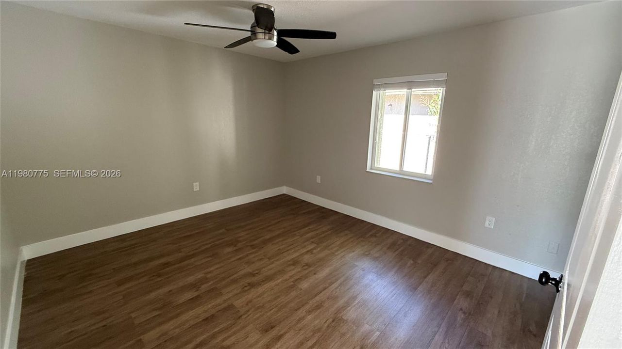 待售: $1,090,000 (0 贝兹, 0 浴室, 3208 平方英尺)