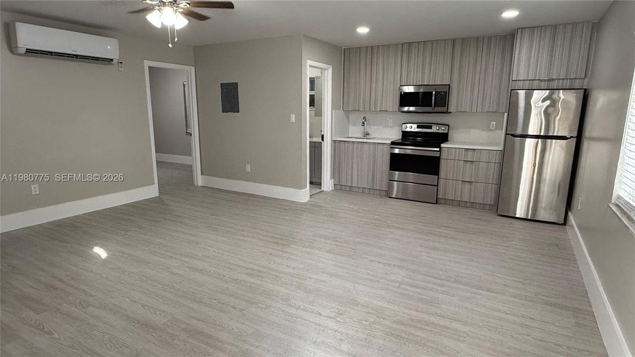 待售: $1,090,000 (0 贝兹, 0 浴室, 3208 平方英尺)