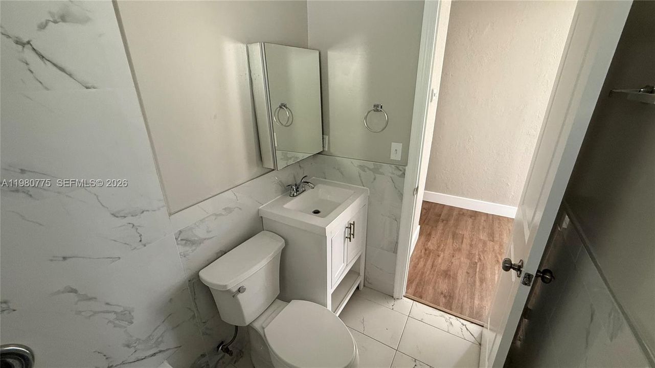 待售: $1,090,000 (0 贝兹, 0 浴室, 3208 平方英尺)