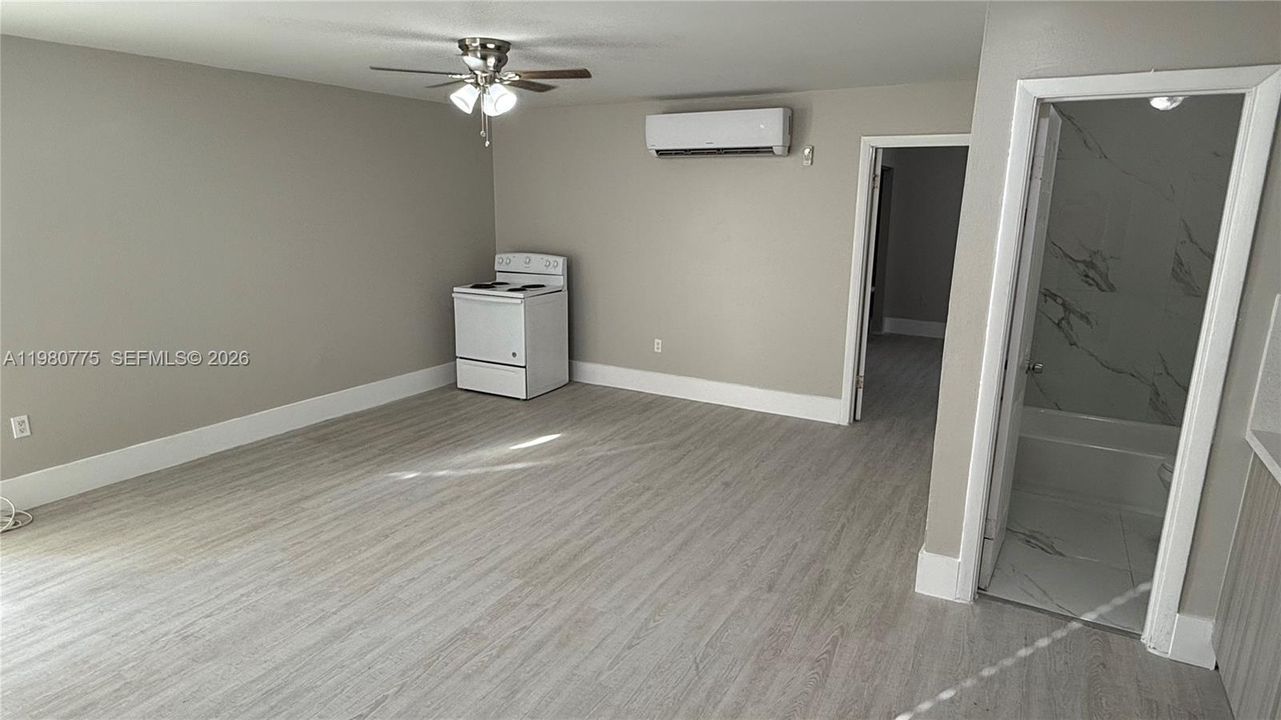 待售: $1,090,000 (0 贝兹, 0 浴室, 3208 平方英尺)