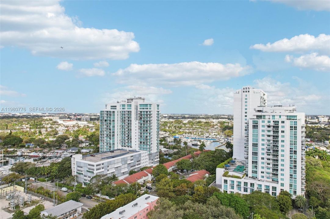 На продажу: $399,000 (2 спален, 1 ванн, 1000 Квадратных фут)