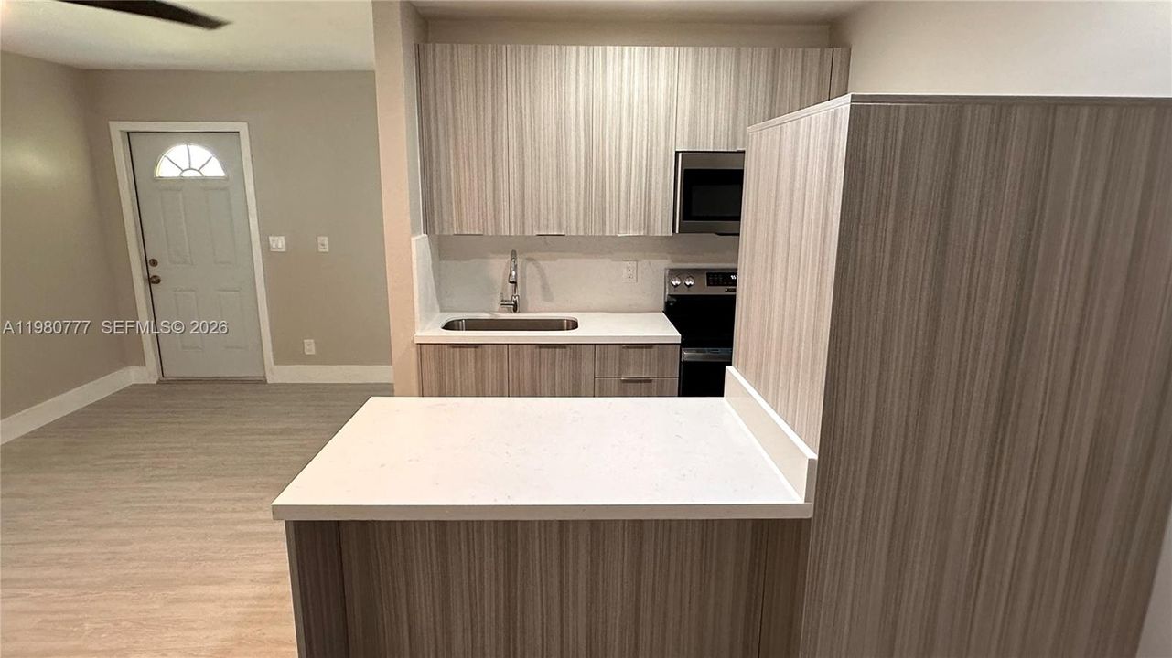 待售: $1,090,000 (0 贝兹, 0 浴室, 2847 平方英尺)