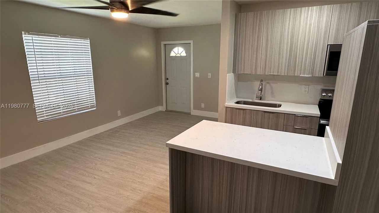 待售: $1,090,000 (0 贝兹, 0 浴室, 2847 平方英尺)