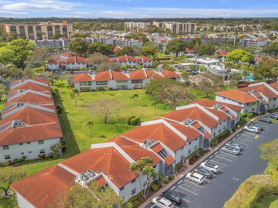 En Venta: $75,000 (1 camas, 2 baños, 912 Pies cuadrados)