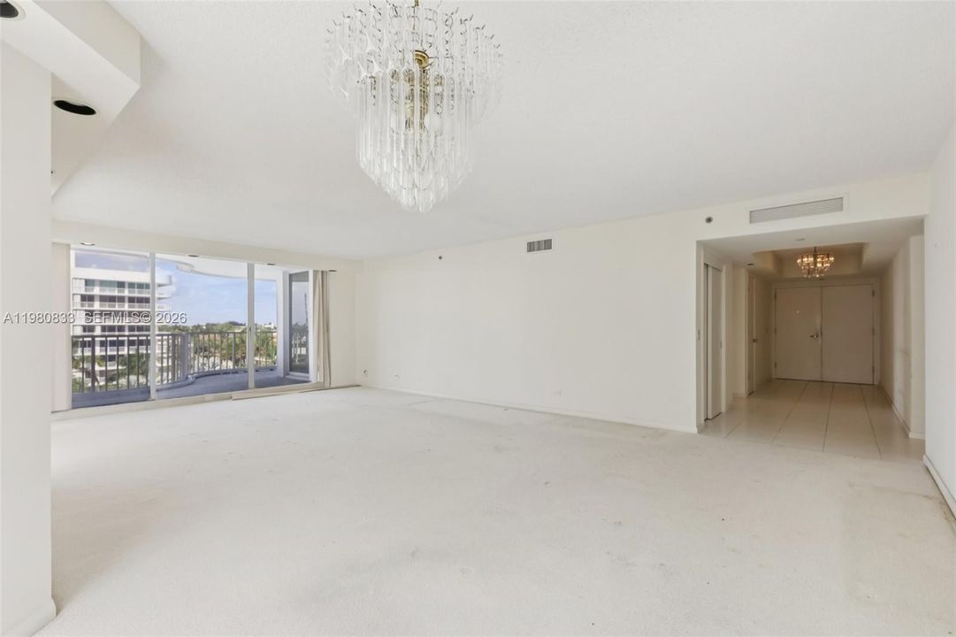 Vendido Recientemente: $1,199,000 (3 camas, 4 baños, 2552 Pies cuadrados)