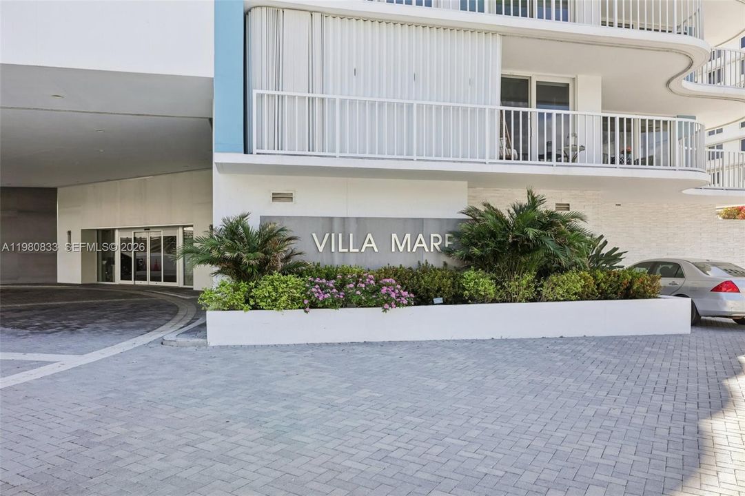 Vendido Recientemente: $1,199,000 (3 camas, 4 baños, 2552 Pies cuadrados)