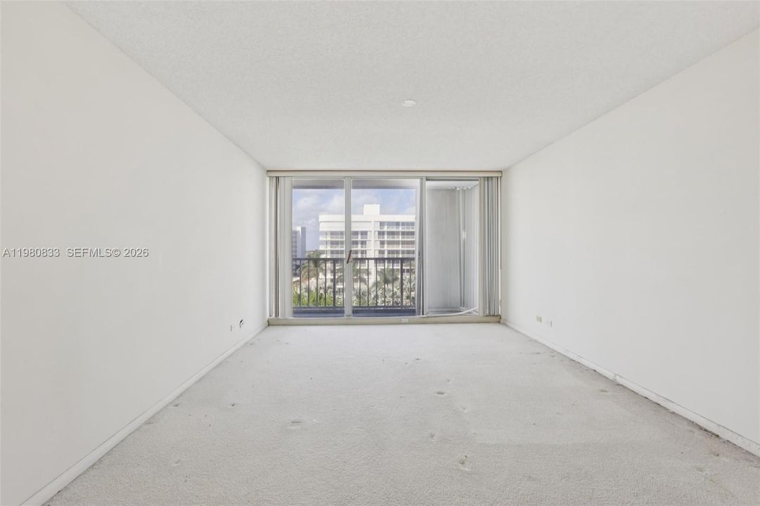Vendido Recientemente: $1,199,000 (3 camas, 4 baños, 2552 Pies cuadrados)