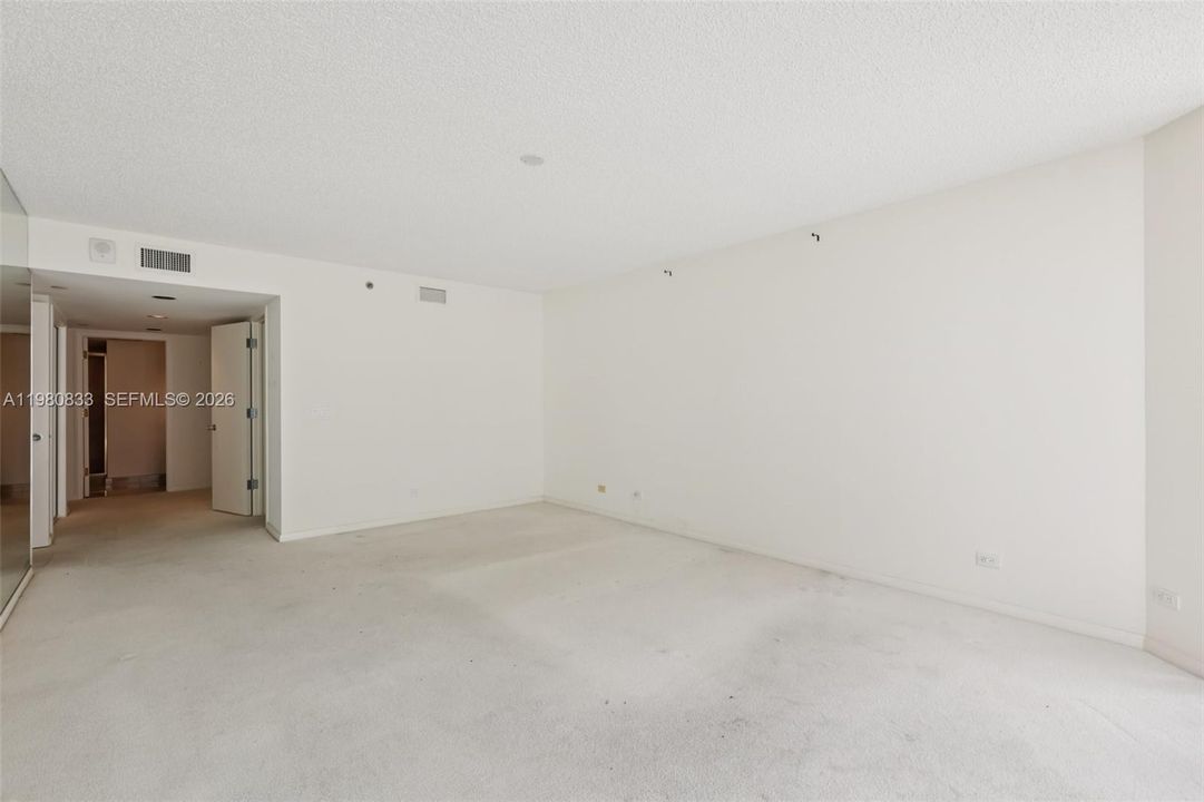 Vendido Recientemente: $1,199,000 (3 camas, 4 baños, 2552 Pies cuadrados)