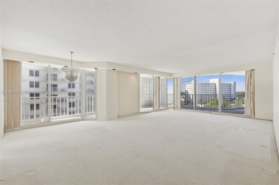 Vendido Recientemente: $1,199,000 (3 camas, 4 baños, 2552 Pies cuadrados)