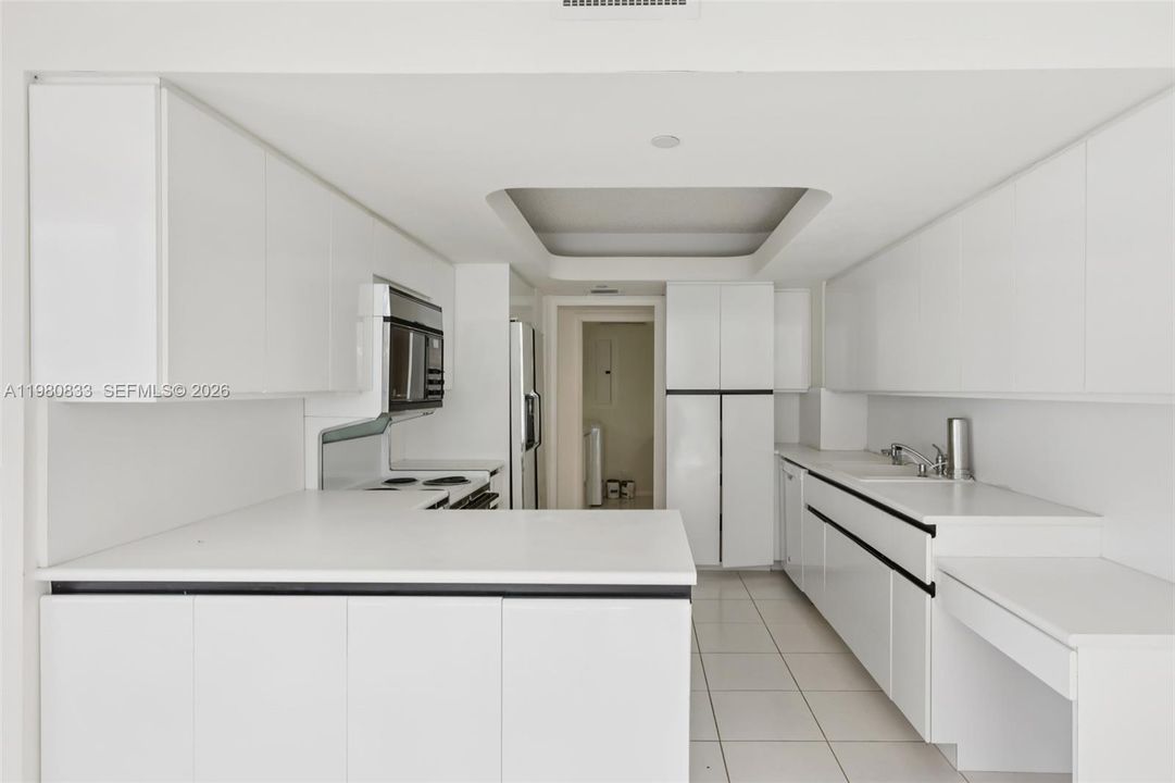 Vendido Recientemente: $1,199,000 (3 camas, 4 baños, 2552 Pies cuadrados)