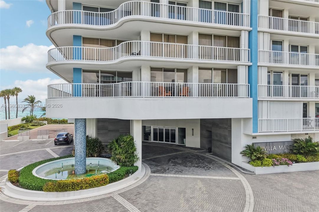 Vendido Recientemente: $1,199,000 (3 camas, 4 baños, 2552 Pies cuadrados)
