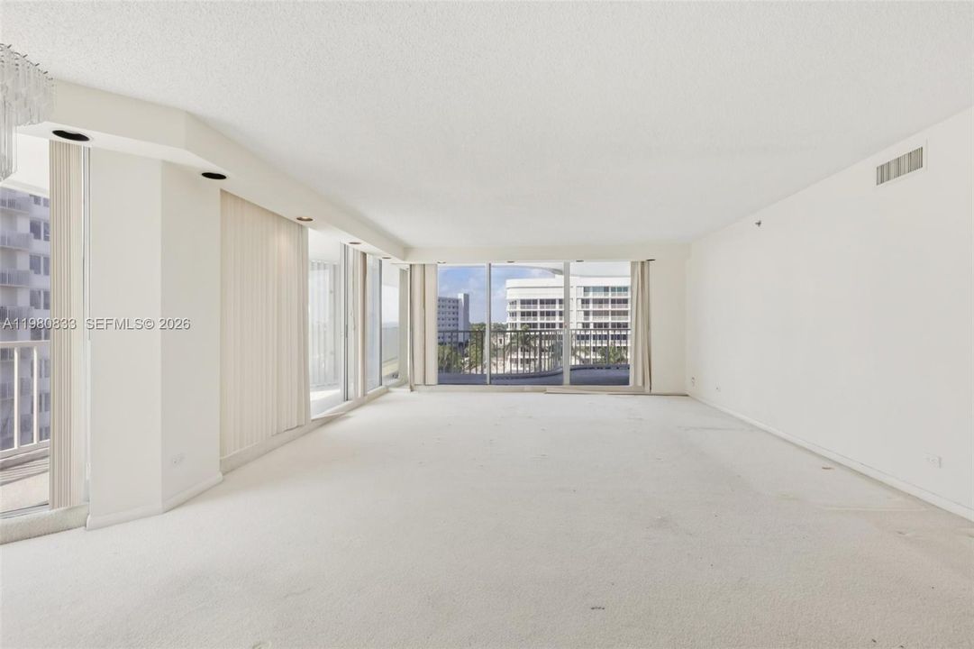 Vendido Recientemente: $1,199,000 (3 camas, 4 baños, 2552 Pies cuadrados)