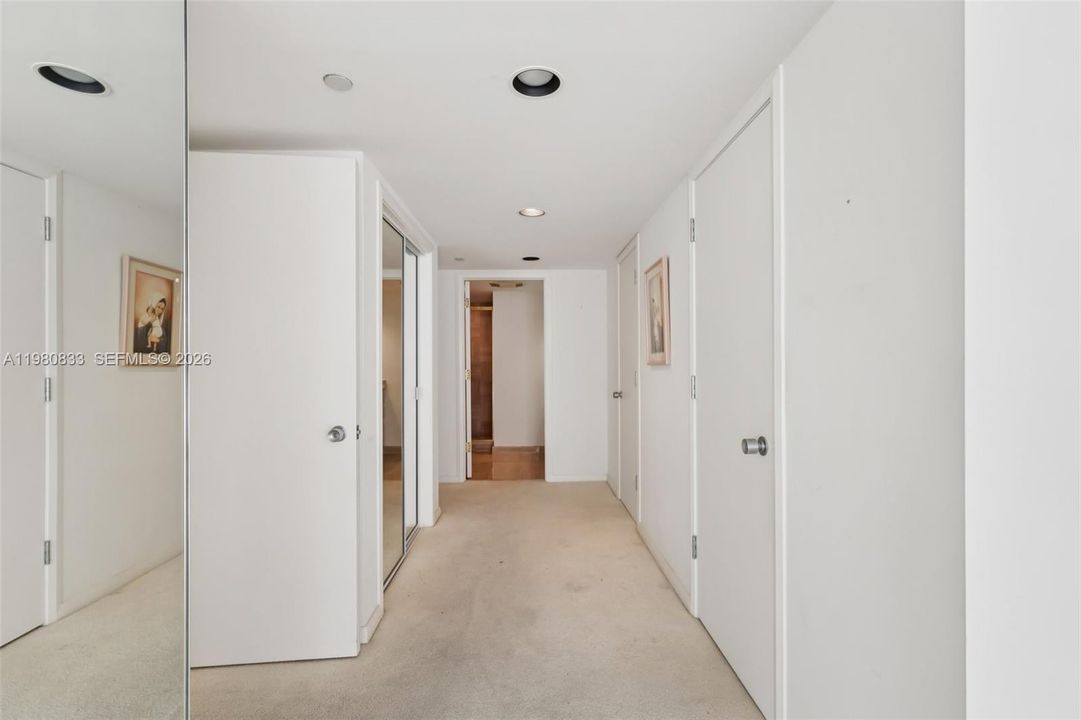 Vendido Recientemente: $1,199,000 (3 camas, 4 baños, 2552 Pies cuadrados)