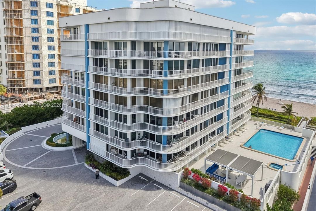 Vendido Recientemente: $1,199,000 (3 camas, 4 baños, 2552 Pies cuadrados)