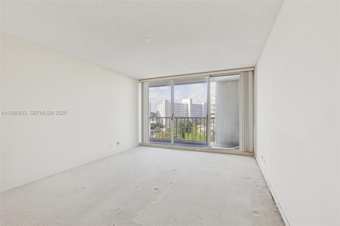 Vendido Recientemente: $1,199,000 (3 camas, 4 baños, 2552 Pies cuadrados)