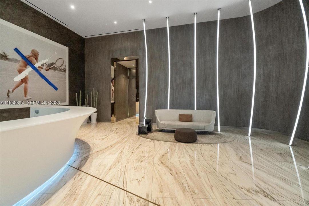 En Venta: $814,000 (1 camas, 1 baños, 839 Pies cuadrados)