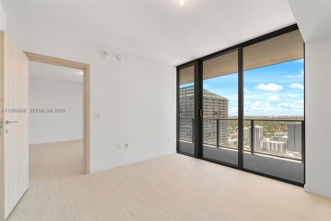 En Venta: $814,000 (1 camas, 1 baños, 839 Pies cuadrados)