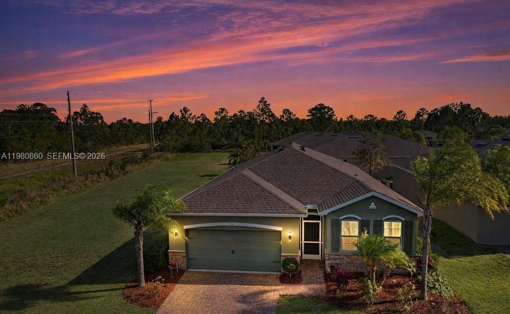 Recently Rented: $2,250 (4 beds, 2 baths, 0 Square Feet)