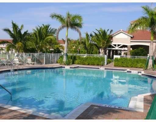 En Venta: $349,900 (3 camas, 2 baños, 1306 Pies cuadrados)
